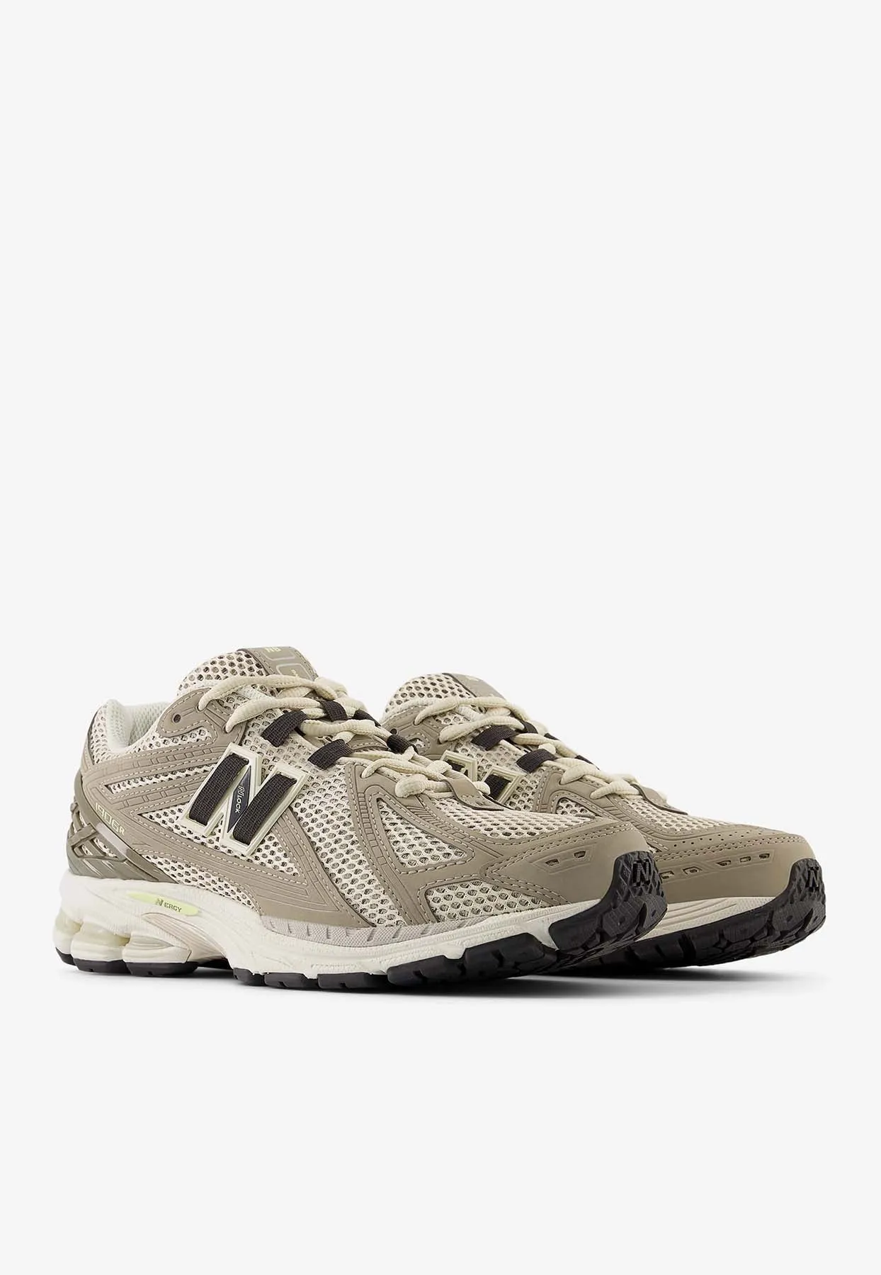 1906R Low-Top Sneakers in Arid Stone with Timberwolf and Black Cement