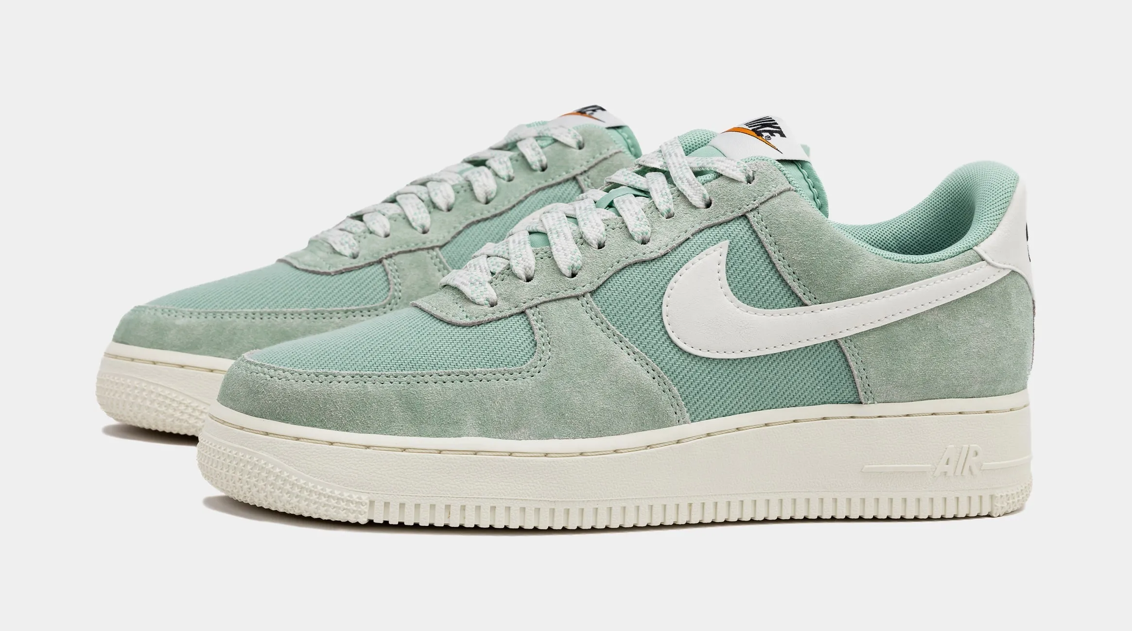 Air Force 1 '07 LV8 Enamel Green Mens Lifestyle Shoes (Enamel Green)