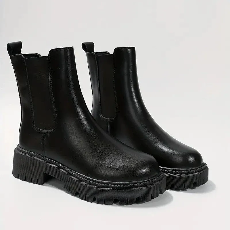 Chic ankle boots