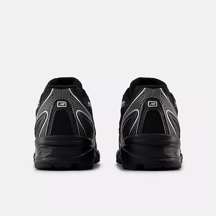New Balance U740BM2 BLA Sneakers